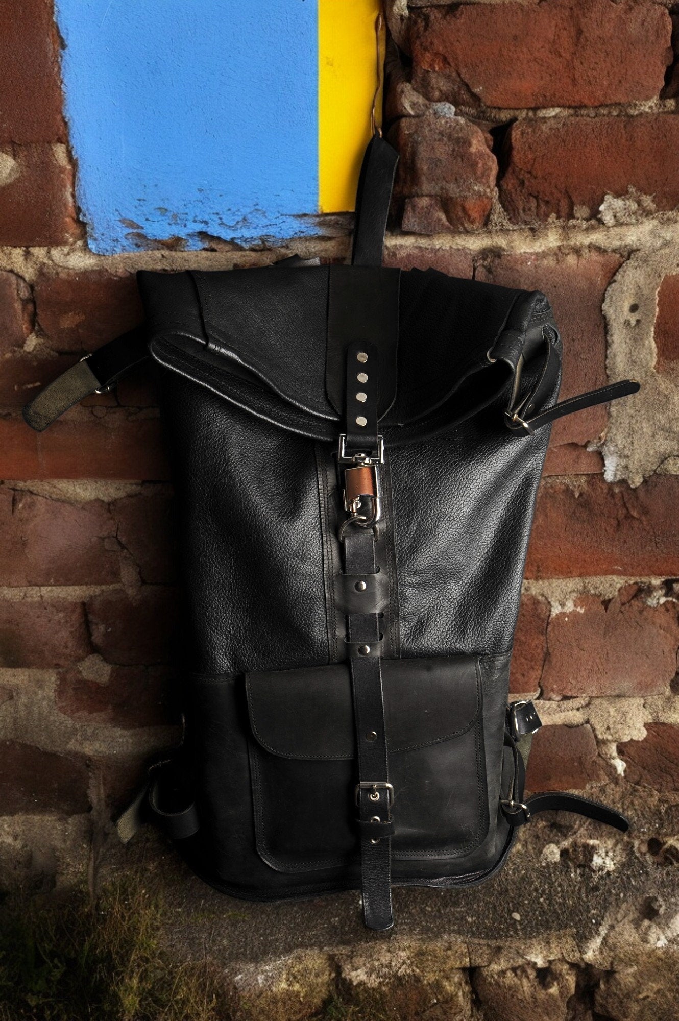 BLACK LEATHER BAGPACK / Handmade leahter backpack top / Rucksack in leather