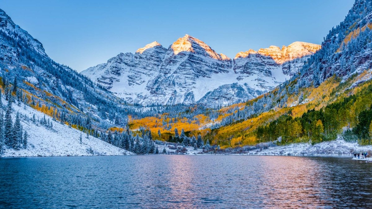 Rocky Mountain National Park with Hiking Backpack For Hiking - 99percenthandmade