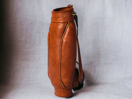 Handcrafted Elegance: Leather Golf Bags - 99percenthandmade